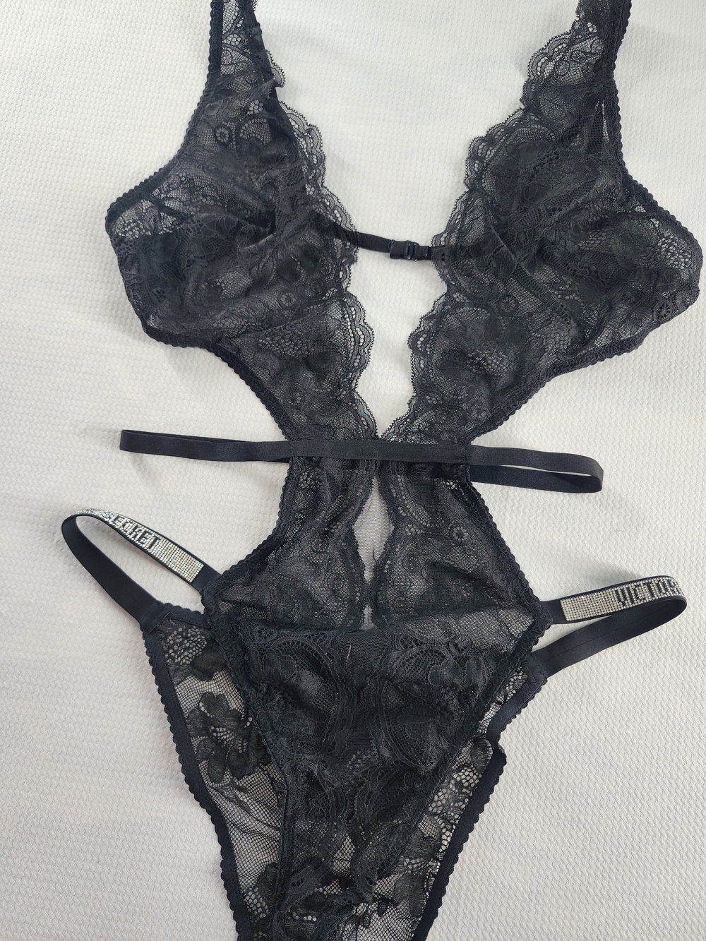 Victoria's Secret M Teddy Bodysuit One-piece Crotchless Black Lace Shine Strap